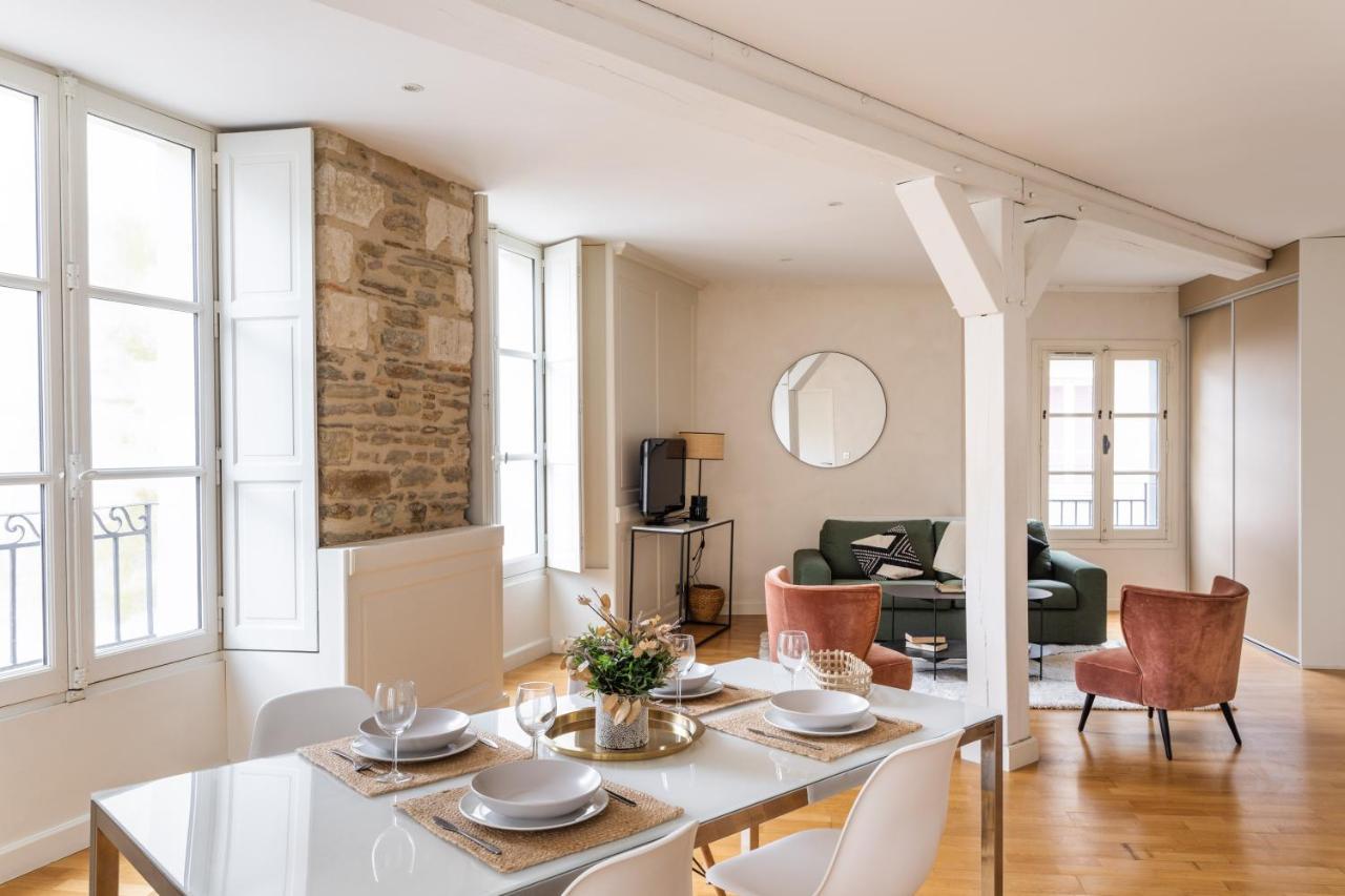 La Tourelle & L'Honore - 2 Appartements Dans Le Centre Historique De 렌 외부 사진