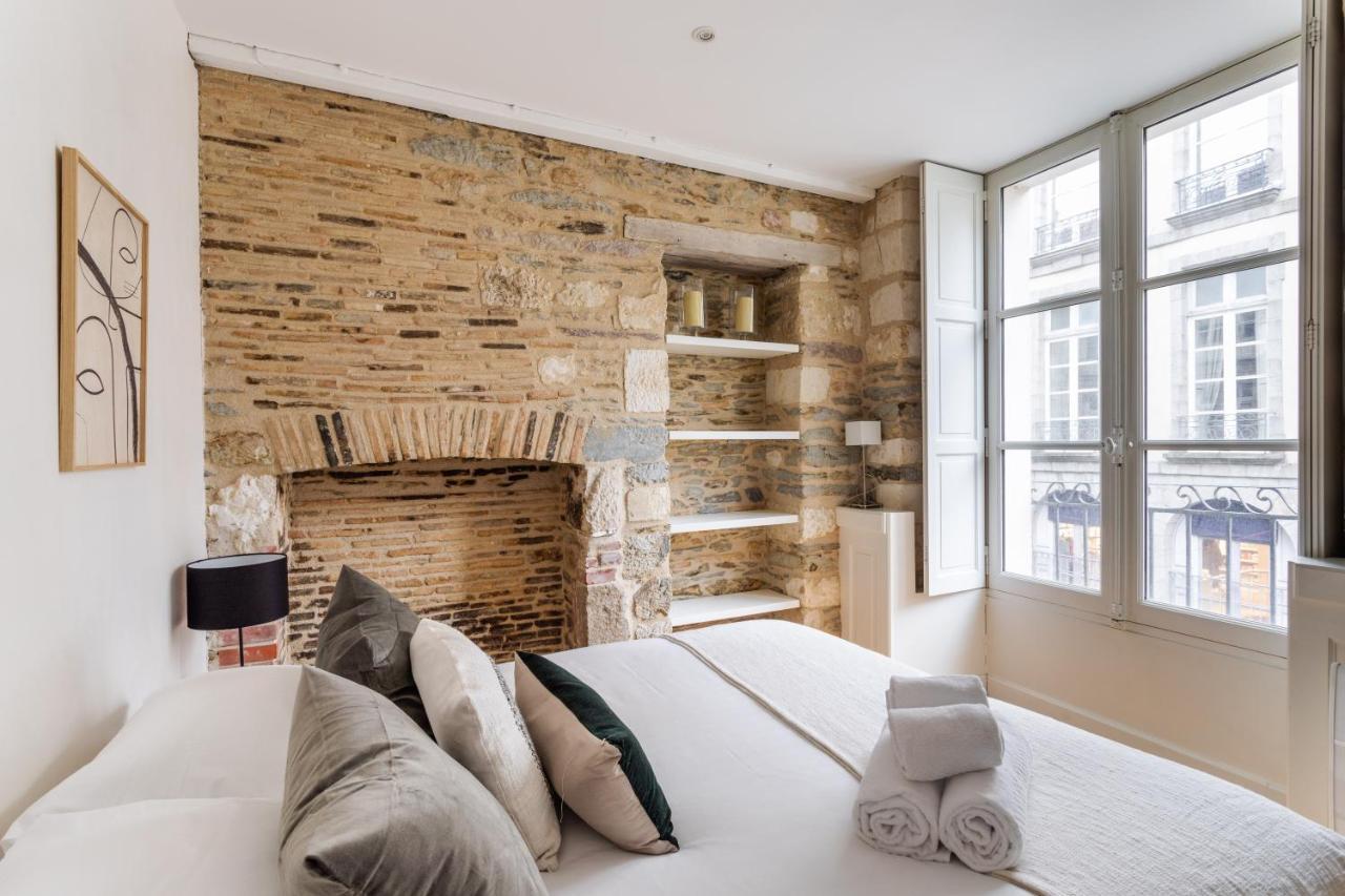 La Tourelle & L'Honore - 2 Appartements Dans Le Centre Historique De 렌 외부 사진