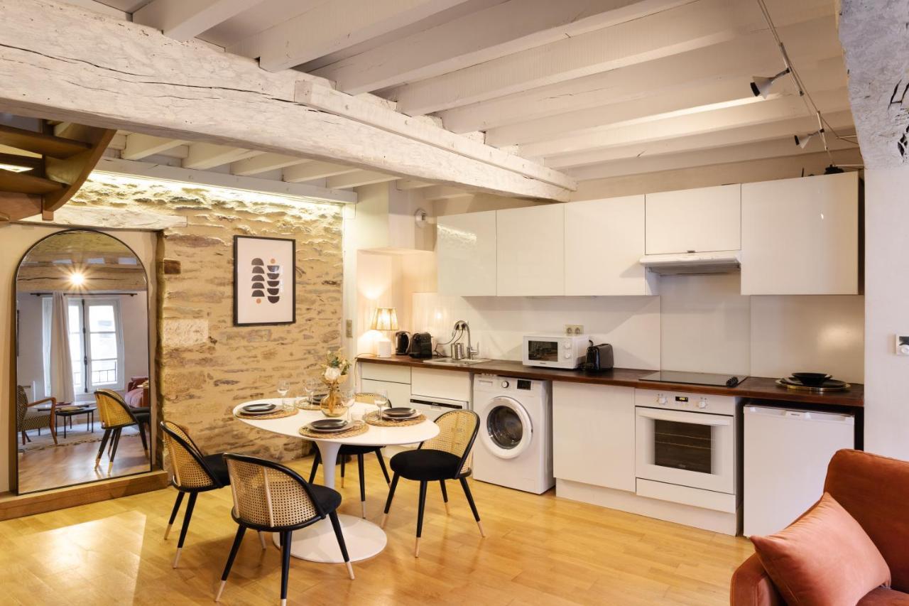 La Tourelle & L'Honore - 2 Appartements Dans Le Centre Historique De 렌 외부 사진